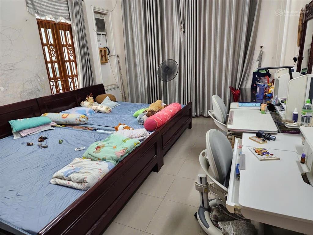 Diện tích đất 60m2 diện tích sàn xây dựng 180m2