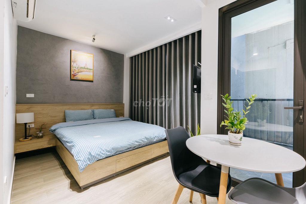 Chính chủ cho thuê Căn hộ dịch vụ 30m2, đủ đồ khép kín, có giặt xấy.