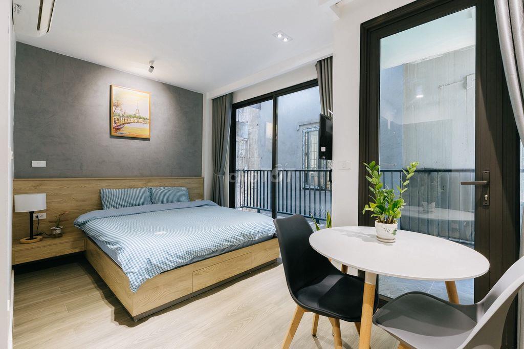 Chính chủ cho thuê Căn hộ dịch vụ 30m2, đủ đồ khép kín, có giặt xấy.