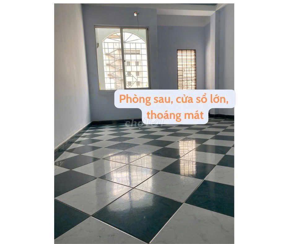 Cho thuê tầng 1 MT Hồ Văn Huê - DT: 50m - 2 Phòng - 7tr