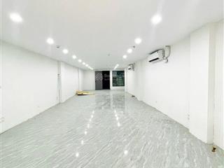 Bán toà nhà văn phòng phố tạ quang bửu 120m*9 tầng giá 60 tỷ. dòng tiền 1.2 tỷ/năm. vip