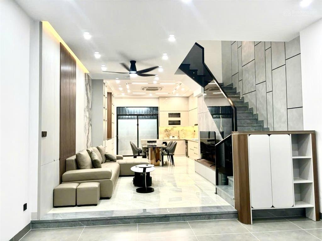 Bán nhà khu đô thị vcn phước long