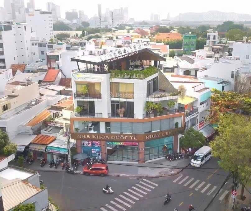 Bán nhà trung tâm lõi nha trang