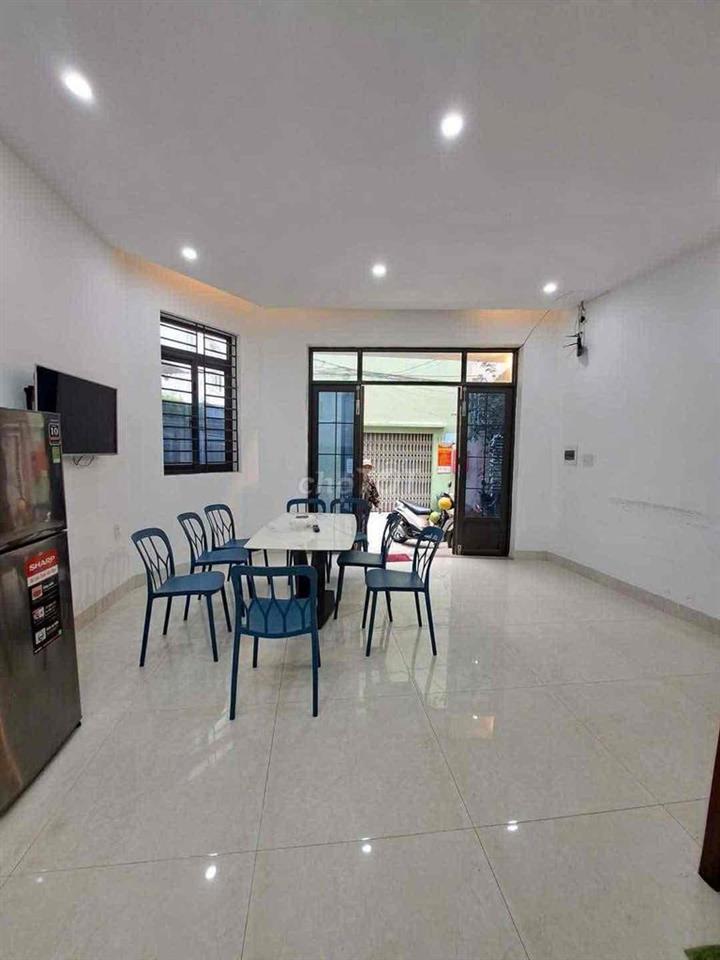 Cho thuê nhà 3 tầng kiệt Hoà Cường gần quảng trường 2/9