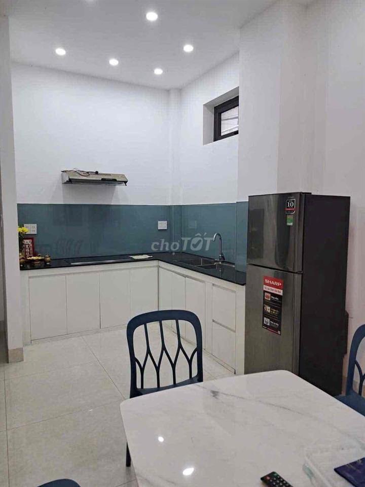 Cho thuê nhà 3 tầng kiệt Hoà Cường gần quảng trường 2/9