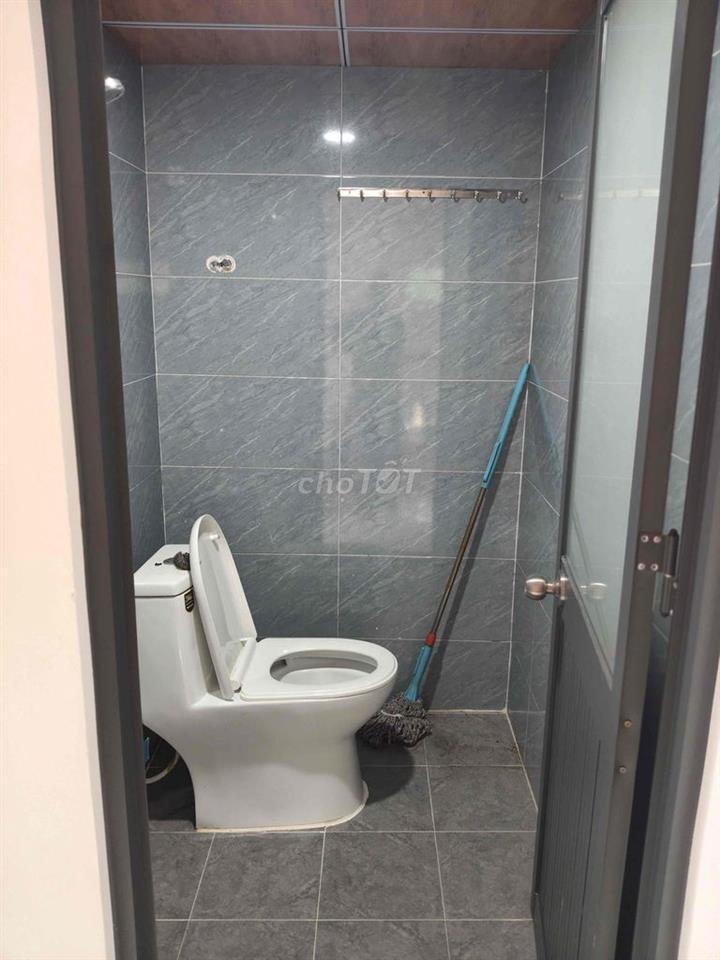 Cho thuê nhà gác lửng mới xây gần cầu vượt Hoà Cầm 4.5triệu