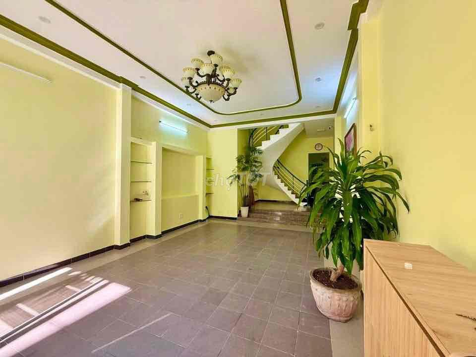 Cho thuê nhà 3 tầng Mai Xuân Thưởng 90m2 giá 14triệu