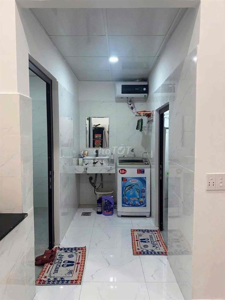 Cho thuê nhà kiệt ô tô Bùi Tá Hán 3pn 2wc giá 12triệu
