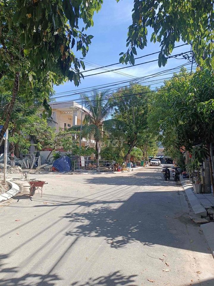 Cho thuê nhà 2 tầng mặt tiền Nại Hiên Đông 4 giá 12triệu