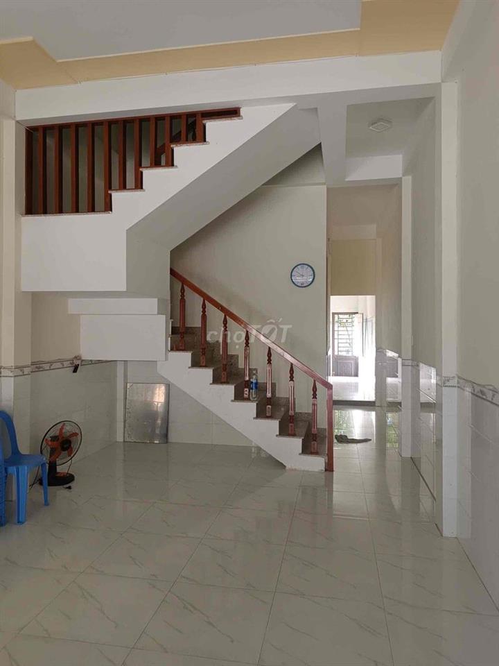 Cho thuê nhà 2 tầng mặt tiền Nại Hiên Đông 4 giá 12triệu