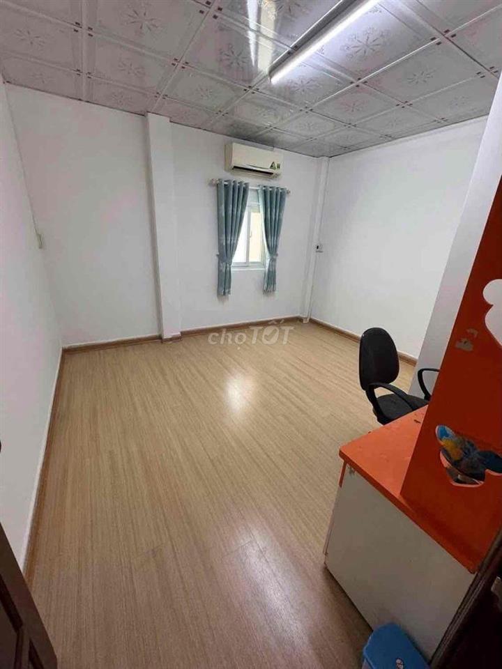 Cho thuê nhà kiệt Điện Biên Phủ 2pn giá 8triệu