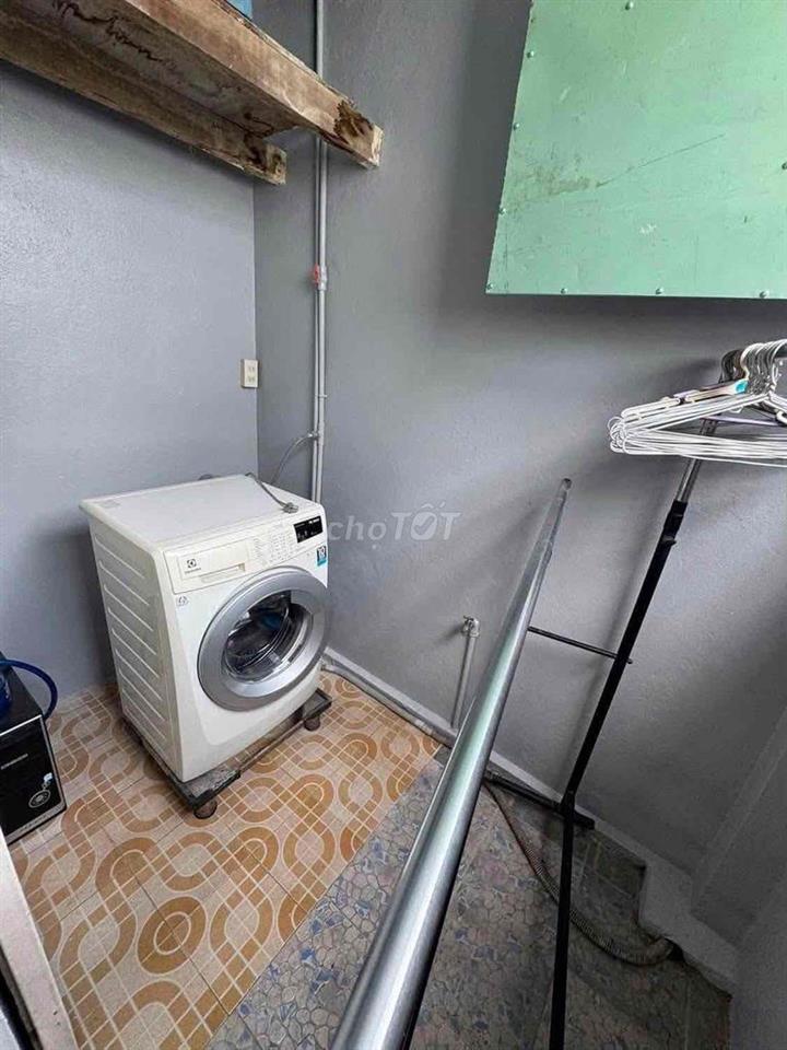 Cho thuê nhà kiệt Điện Biên Phủ 2pn giá 8triệu