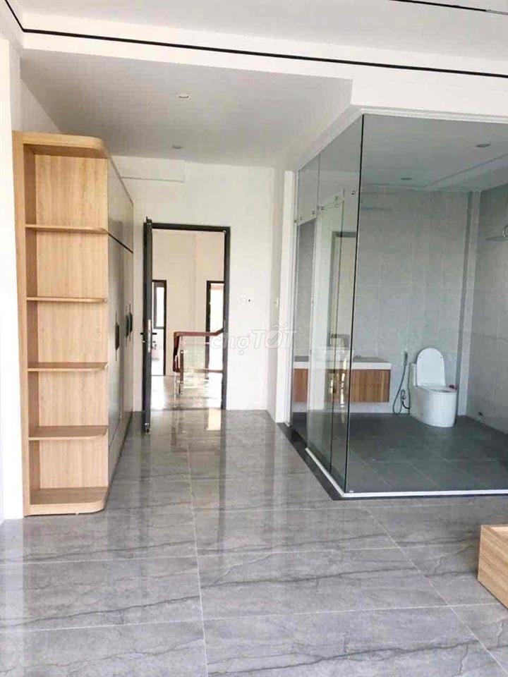 Cho thuê nhà 3 tầng 4pn 4wc mặt tiền Tú Quỳ 15triệu