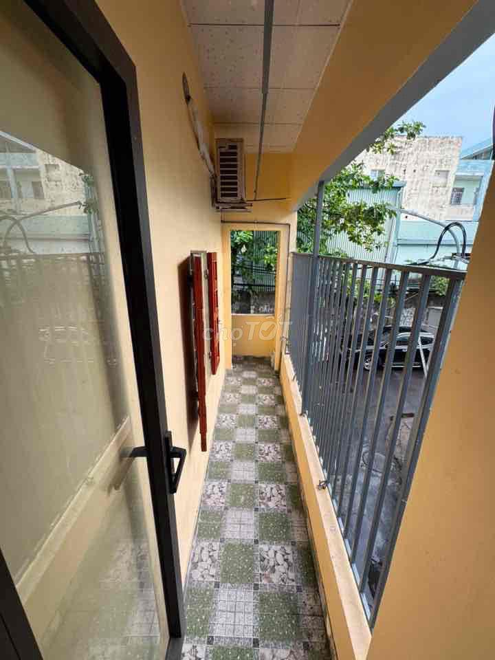 Cho thuê nhà 2 tầng 2 mặt kiệt Tô Hiến Thành giá 9triệu