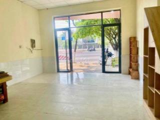 Cho thuê nhà mặt tiền Lê Đại Hành 100m2 giá 10triệu