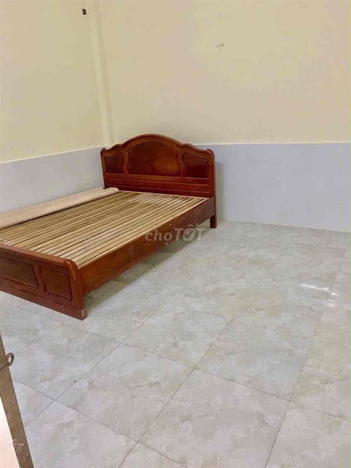 Cho thuê nhà mặt tiền Lê Đại Hành 100m2 giá 10triệu