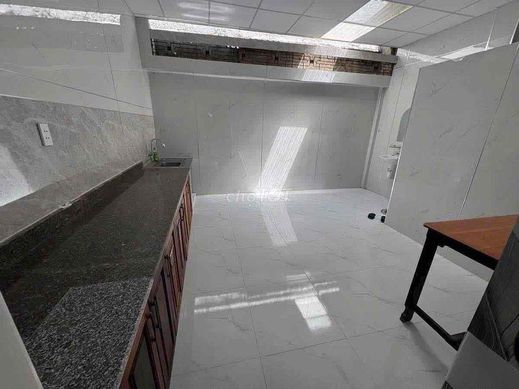 Cho thuê nhà 3 tầng Châu Thượng Văn 4pn 3wc giá 15triệu