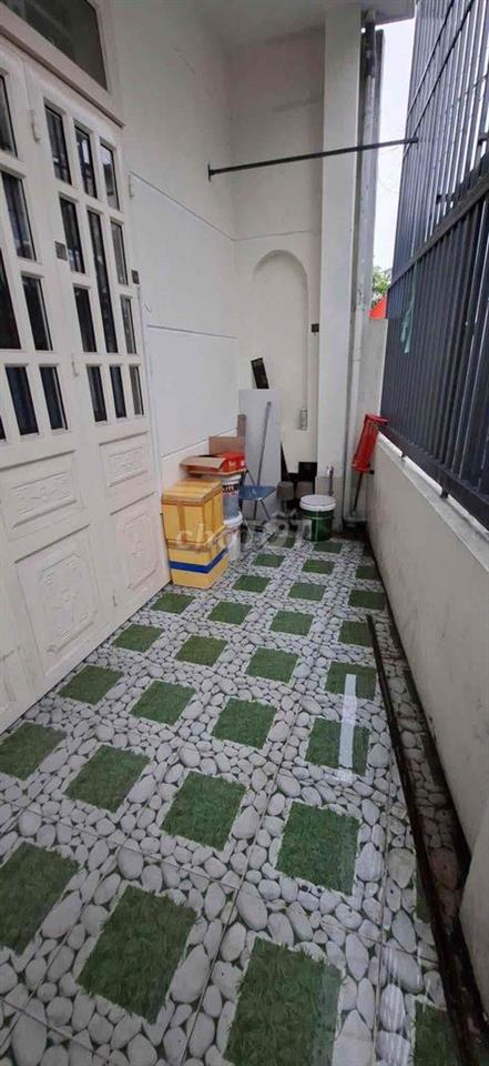 Cho thuê nhà gác lửng kiệt Bàu Trảng gần Mẹ Nhu 3pn giá 7.5triệu