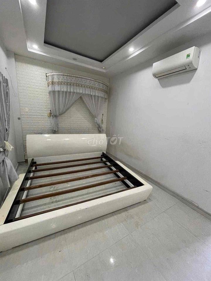 Cho thuê nhà 2 tầng kiệt Trần Xuân Lê giá 9triệu