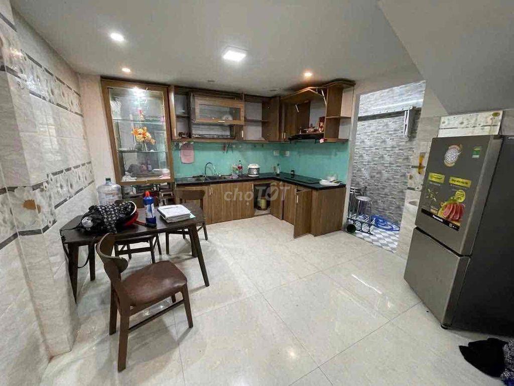 Cho thuê nhà 2 tầng kiệt Trần Xuân Lê giá 9triệu