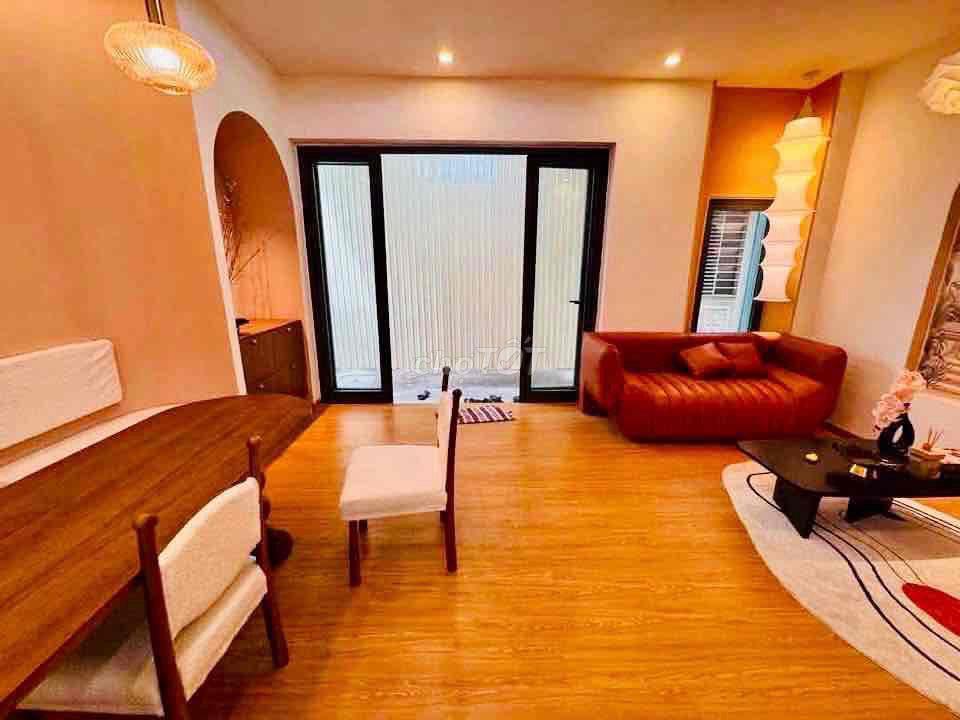 Cho thuê nhà 2 tầng kiệt Nguyễn Văn Linh gần sân bay 13triệu
