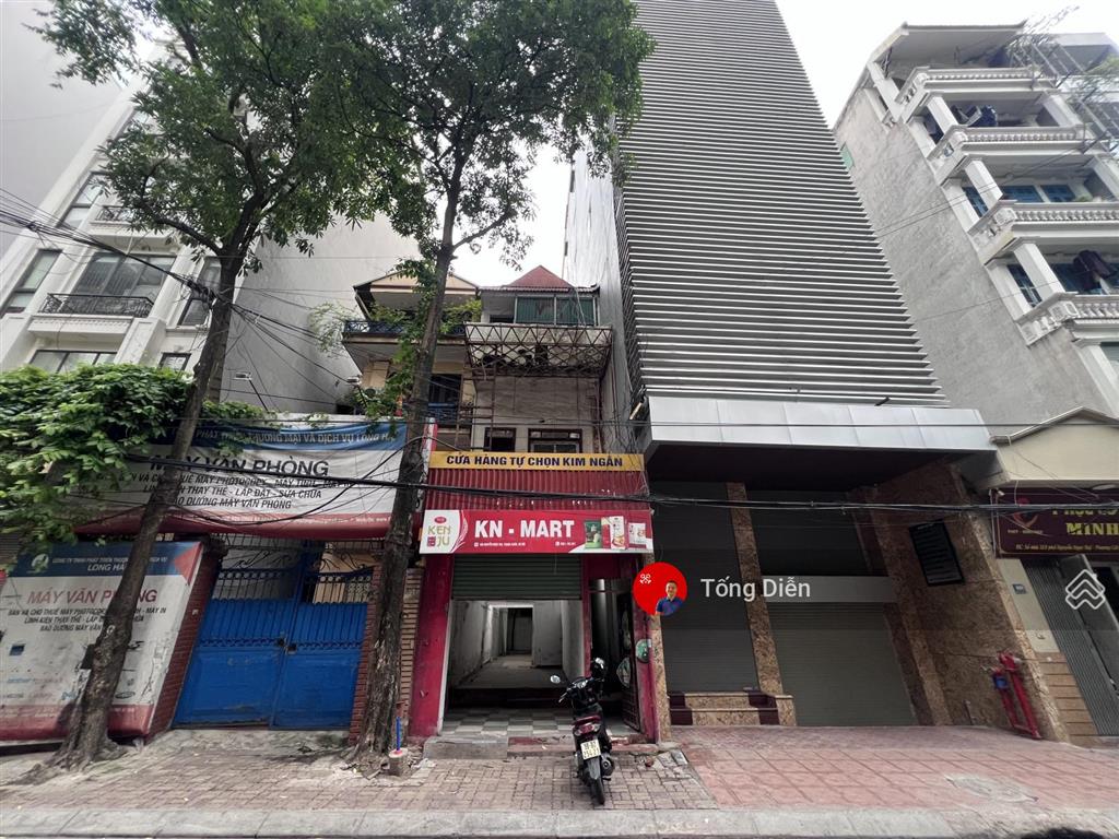 Cần bán nhanh nhà mặt phố nguyễn ngọc nại, 80m2, 3 tầng, giá 33.8 tỷ.