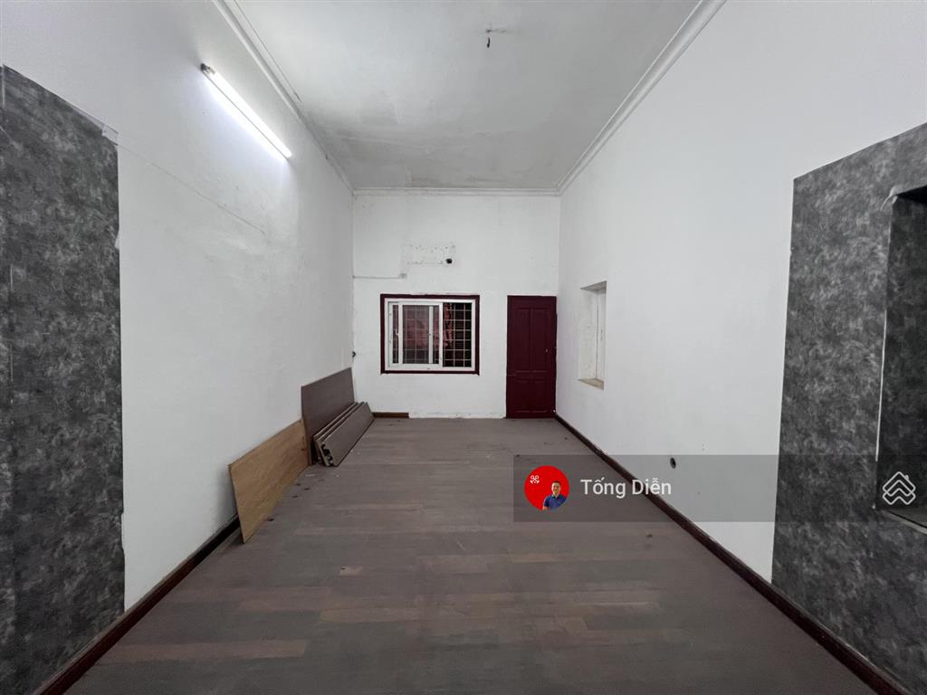 Cần bán nhanh nhà mặt phố nguyễn ngọc nại, 80m2, 3 tầng, giá 33.8 tỷ.