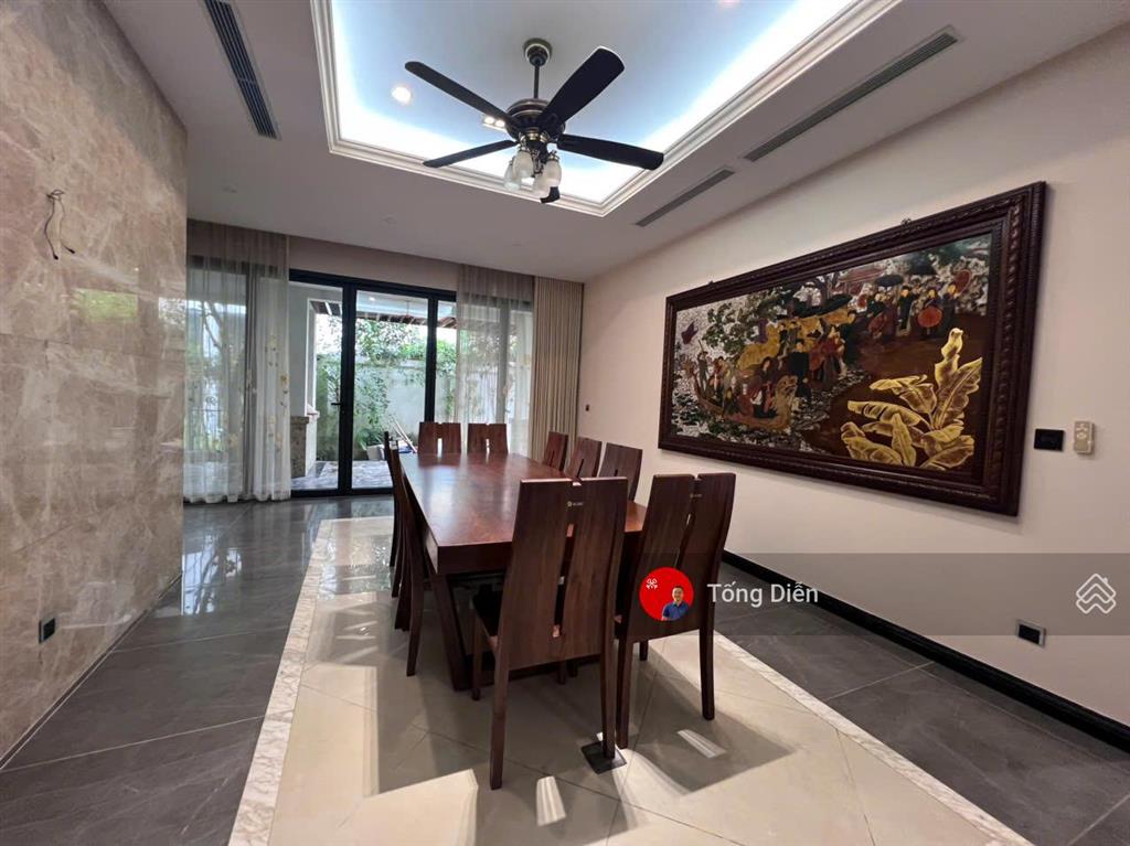 Tống diễn 0944 866 ***. cho thuê bt đơn lập ecopark, có hầm và thang máy