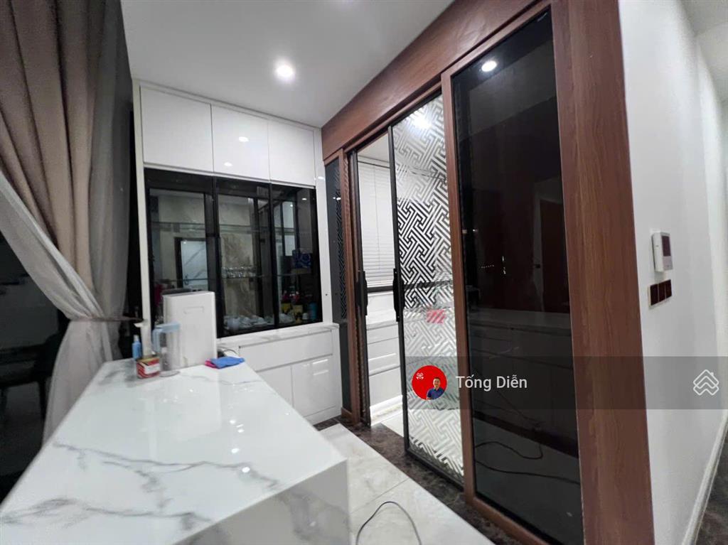 Tống diễn 0944 866 ***. cho thuê biệt thự đảo hồ đông nam, 270 m2, giá 110 triệu/tháng