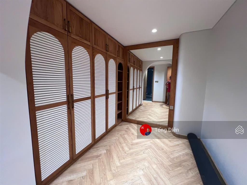 Tống diễn 0944 866 ***. cho thuê biệt thự đảo 300m2, giá 80 triệu/tháng