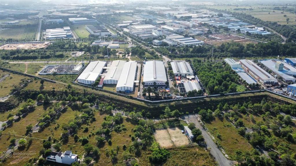 Bán vị trí gốc 2 mặt tiền thổ 100% tại dự án 1/500 thung lũng xanh, an phước gần sân bay quốc tế