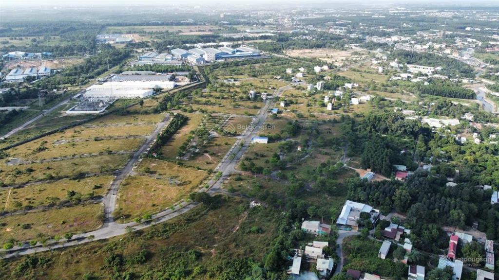 Bán vị trí gốc 2 mặt tiền thổ 100% tại dự án 1/500 thung lũng xanh, an phước gần sân bay quốc tế