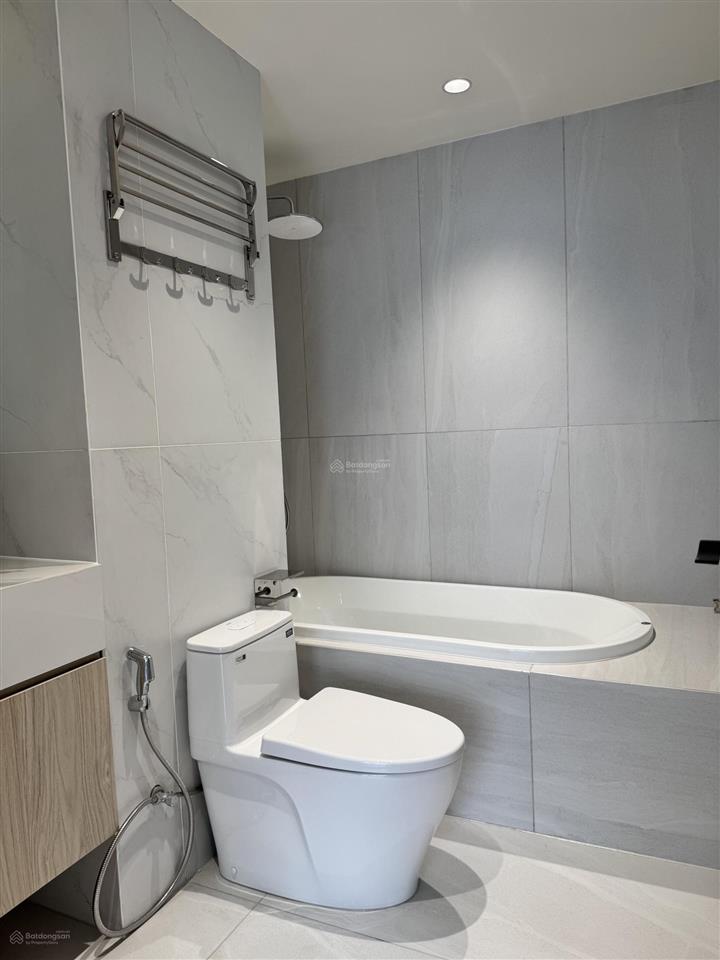 Bán căn hộ siêu vip panomax river villa 3pn 2wc 128m hoàn thiện mới đẹp 12,5 tỷ.  0918 981 ***