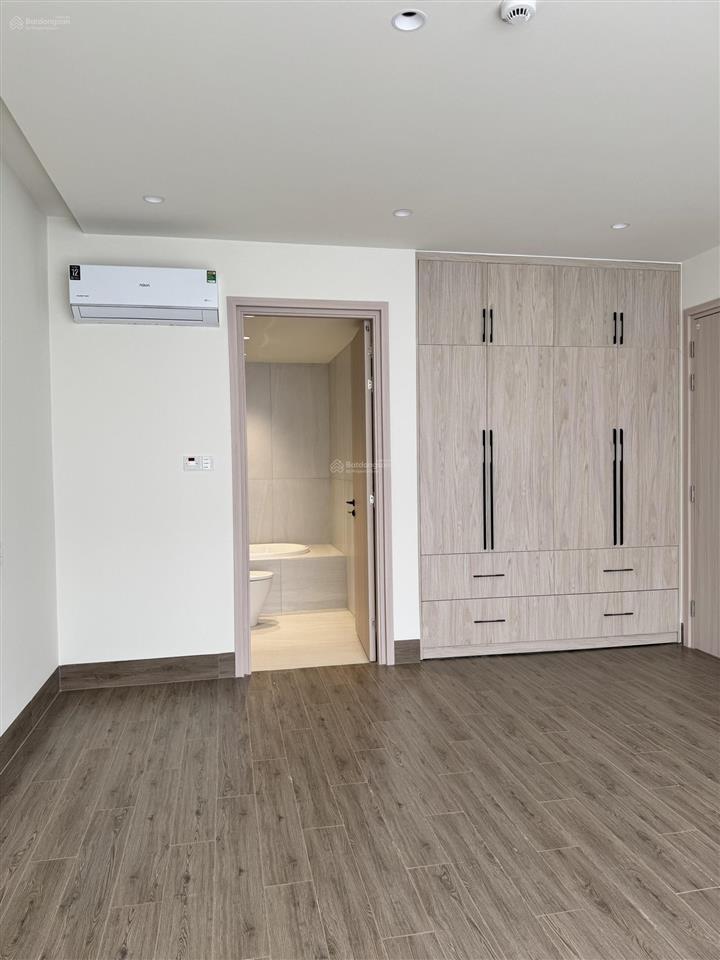 Bán căn hộ siêu vip panomax river villa 3pn 2wc 128m hoàn thiện mới đẹp 12,5 tỷ.  0918 981 ***