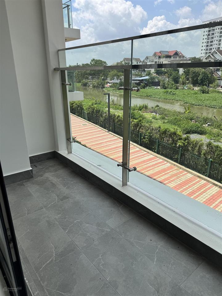 Bán căn hộ siêu vip panomax river villa 3pn 2wc 128m hoàn thiện mới đẹp 12,5 tỷ.  0918 981 ***