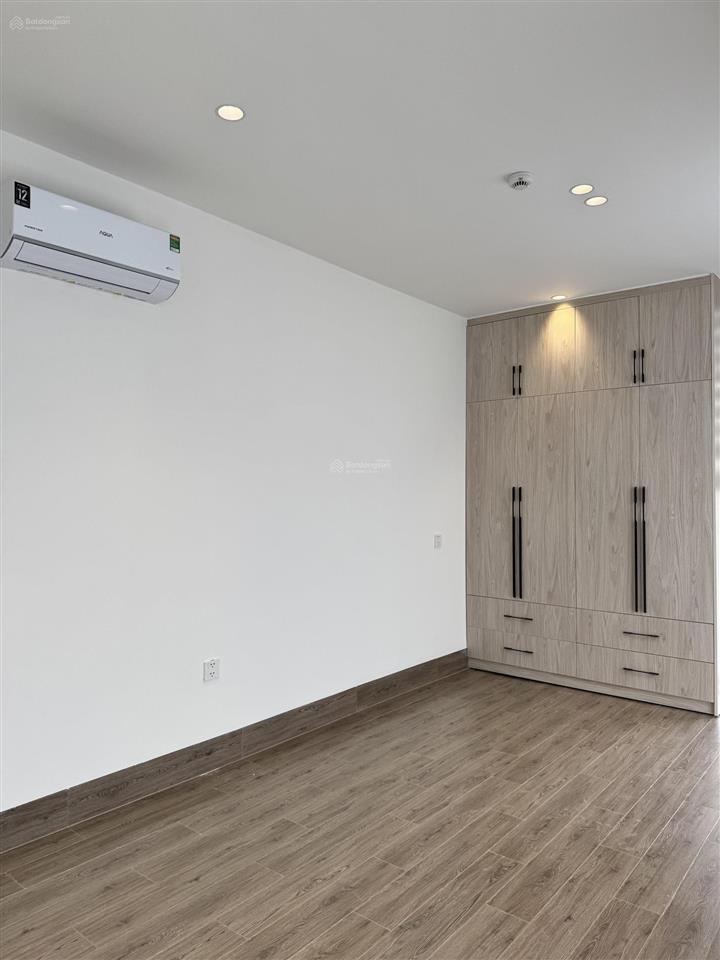 Bán căn hộ siêu vip panomax river villa 3pn 2wc 128m hoàn thiện mới đẹp 12,5 tỷ.  0918 981 ***