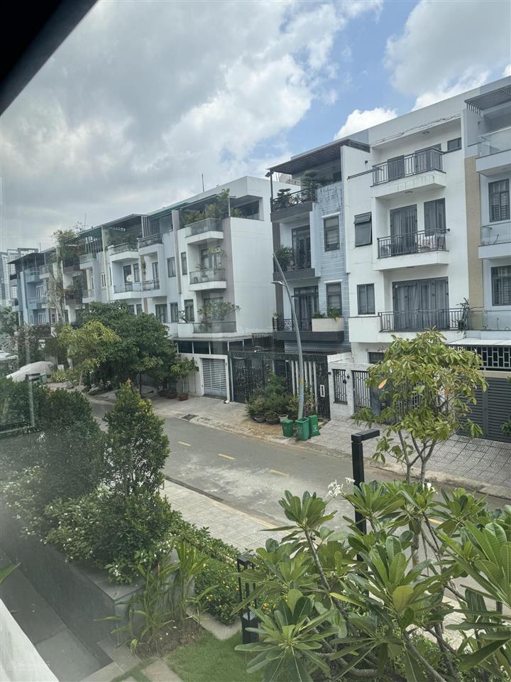 Ch siêu vip có thang máy riêng panomax river villa, 3pn 2wc 128m chỉ 10.5 tỷ nhà thô ib 0918 981 ***