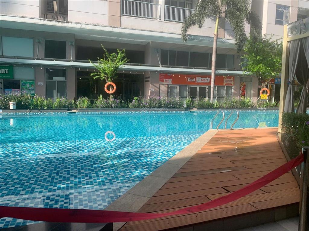 Cho thuê mặt bằng shophouse luxcity, 23m2 có máy lạnh giá cực sốc chỉ 5,5tr/tháng. 0918 981 ***