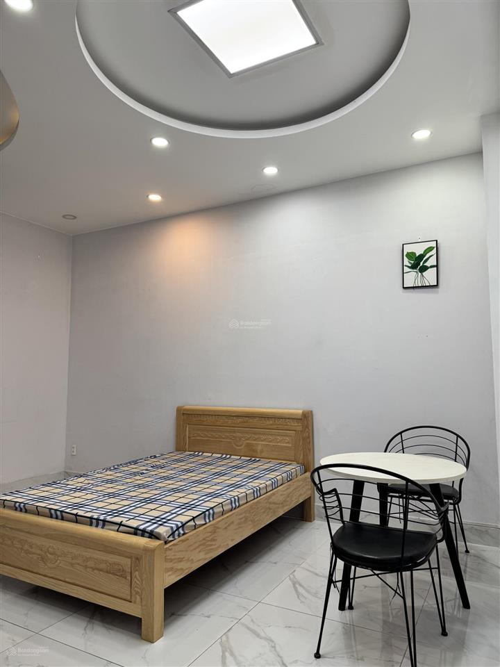 Cho thuê phòng trong căn nhà phố jamona city, full nội thất, 4tr/tháng. ib 0918 981 ***