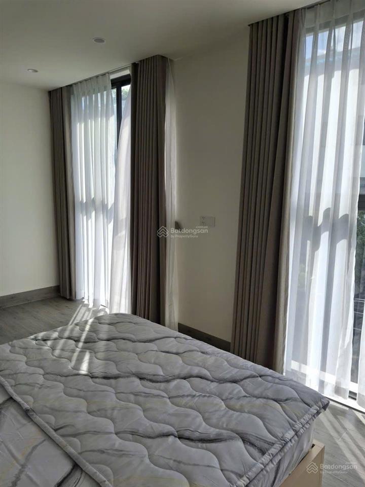 Bán căn hộ siêu vip panomax river villa 3pn 2wc 128m2 hoàn thiện mới đẹp 12,5 tỷ.  0918 981 ***