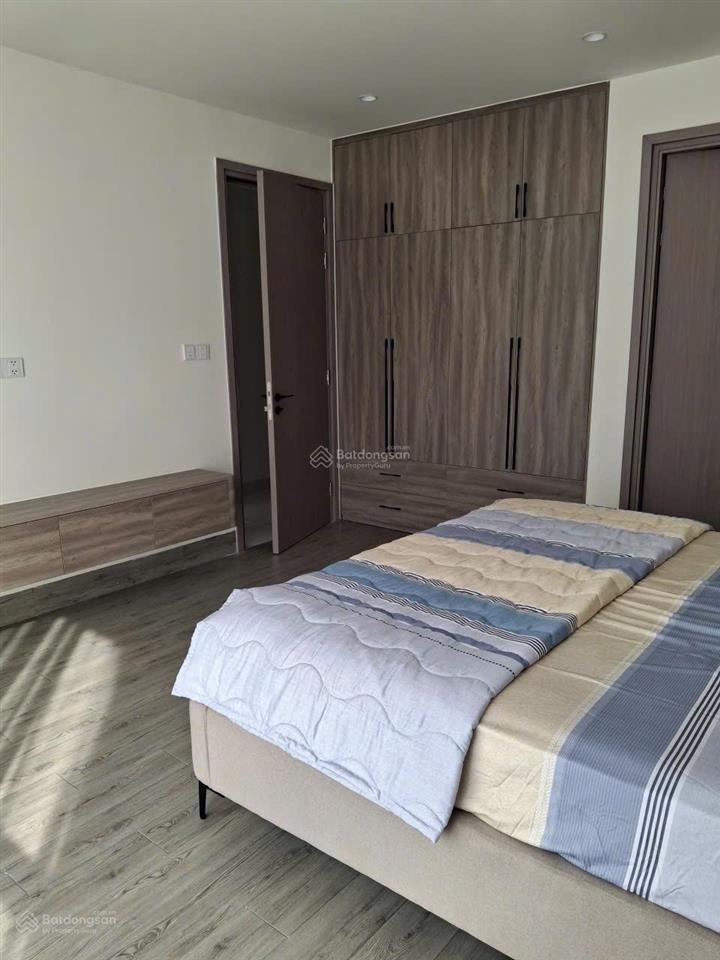Bán căn hộ siêu vip panomax river villa 3pn 2wc 128m2 hoàn thiện mới đẹp 12,5 tỷ.  0918 981 ***