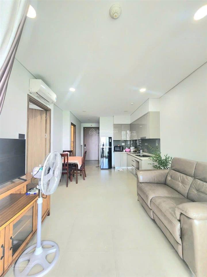 Cho thuê chcc sky 89 hoàng quốc việt 2pn 2wc full nội thất 16tr