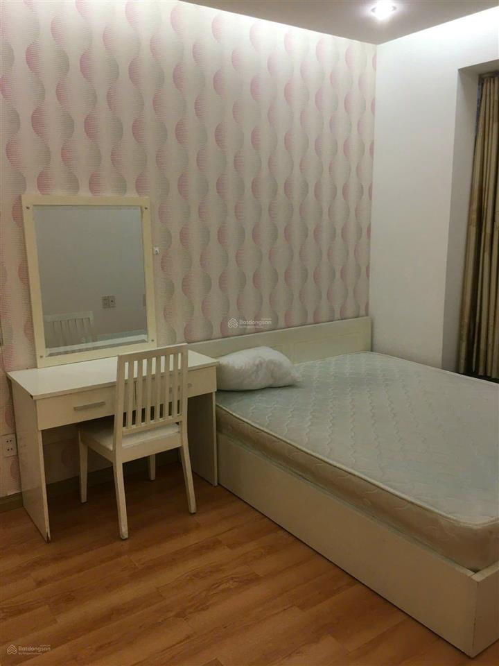 Sky garden 3 pmh
căn góc 2pn 2wc 68m2 full nt
chỉ 12tr/tháng