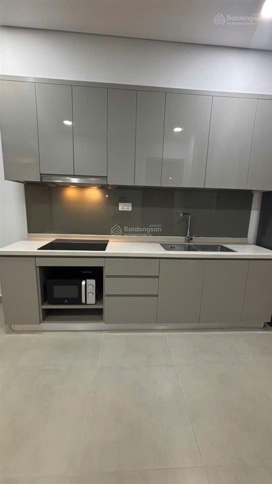 Cho thuê căn hộ cao cấp sky 89 1pn 1wc 55m2 có máy lạnh rèm tủ bếp chỉ 11tr/th   0909 686 ***