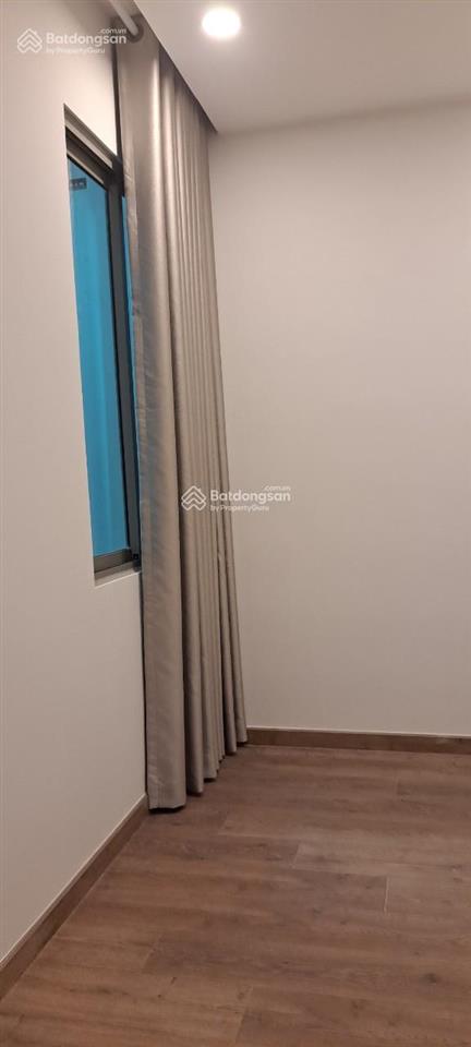 Hot! cho thuê chcc sky 89 2pn 2wc có 3 ml, 1 mnn, rèm, tủ bếp 12,5tr rẻ  0909 686 *** loan