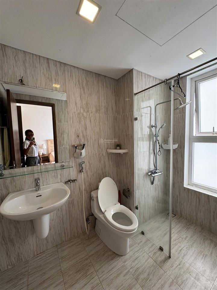 Bán golden star 2pn 2wc 68m2 full nt view thoáng đẹp, chỉ 4,25 tỷ, sổ hồng
