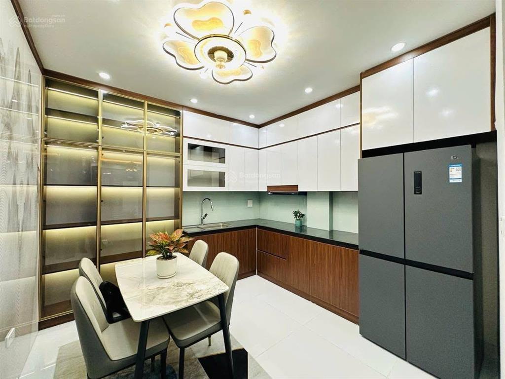 Bán nhà mới đẹp lô góc, thang máy, ô tô gần phố nguyễn chánh, trần duy hưng, 55m2x6t, mặt ngõ thông