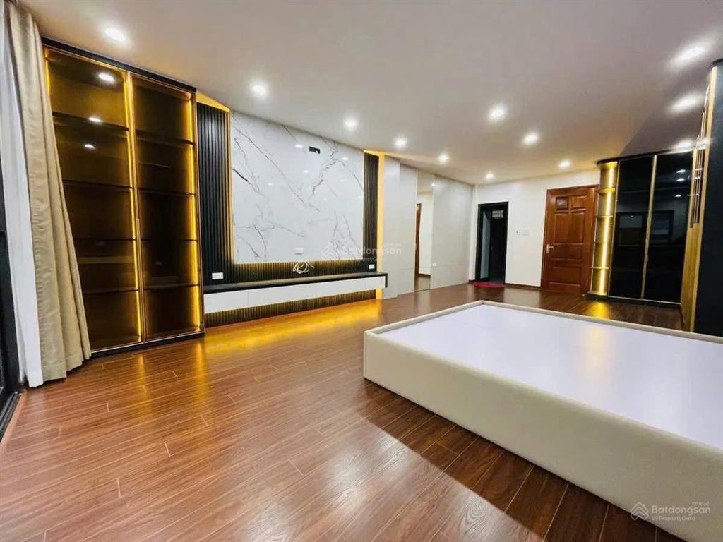 Bán nhà dân xây ngọc hà, đội cấn, hht giá đầu tư 8.6 tỷ dt 45m2x5 nội thất đủ, không quy hoạch