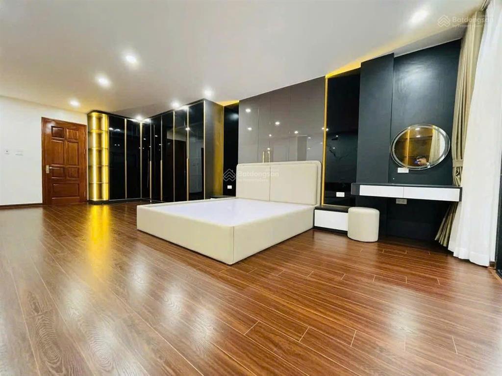 Bán nhà dân xây ngọc hà, đội cấn, hht giá đầu tư 8.6 tỷ dt 45m2x5 nội thất đủ, không quy hoạch