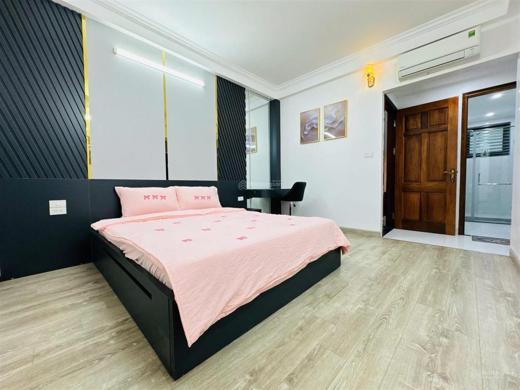 Hot! mặt ngõ nguyễn chánh, lô góc, ngõ ôtô thông, xe tải đỗ cửa, thang máy, bãi xe, full nt, 54m2
